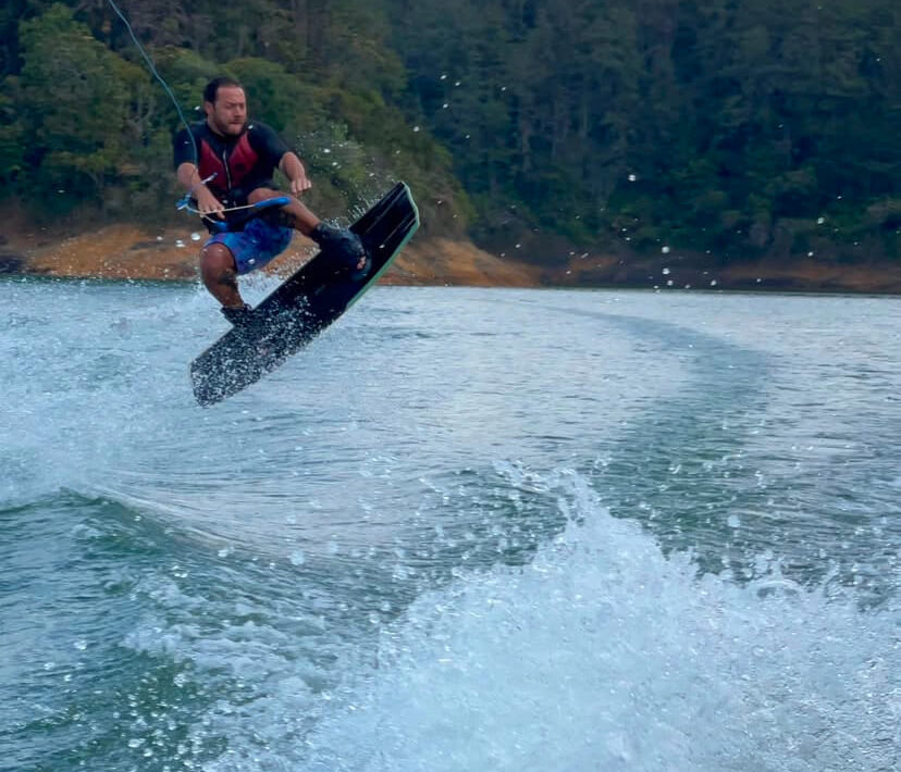 wakeboard guatape