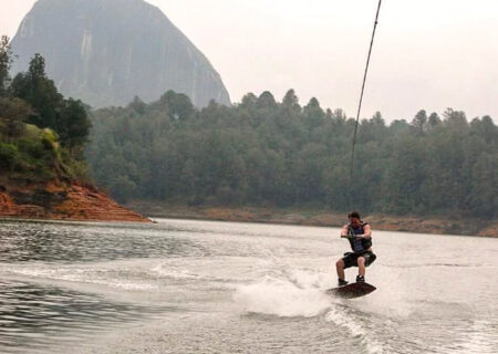 wakeboard guatape