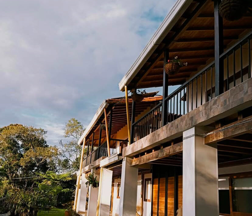 hoteles en santa elena